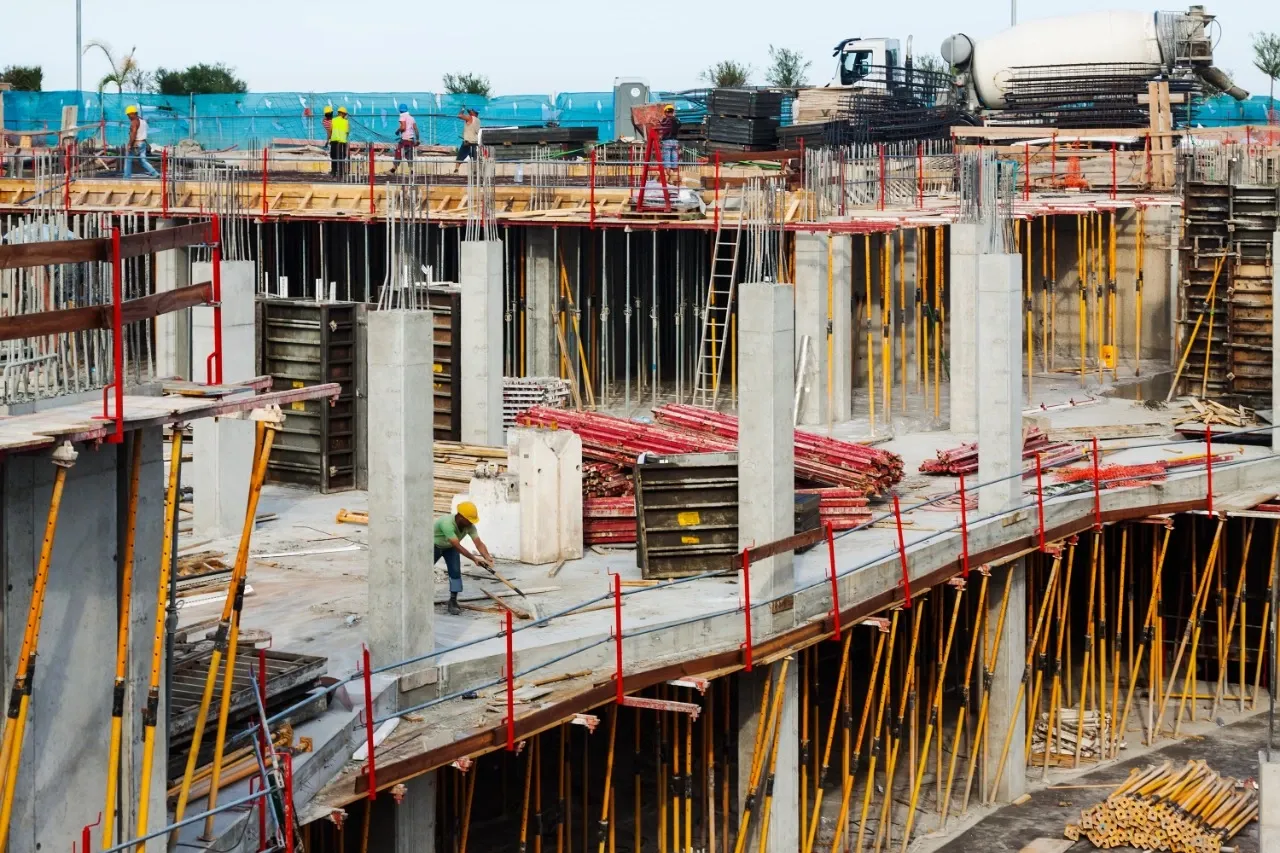 Daftar Persiapan untuk Pengiriman Cargo Peralatan Konstruksi