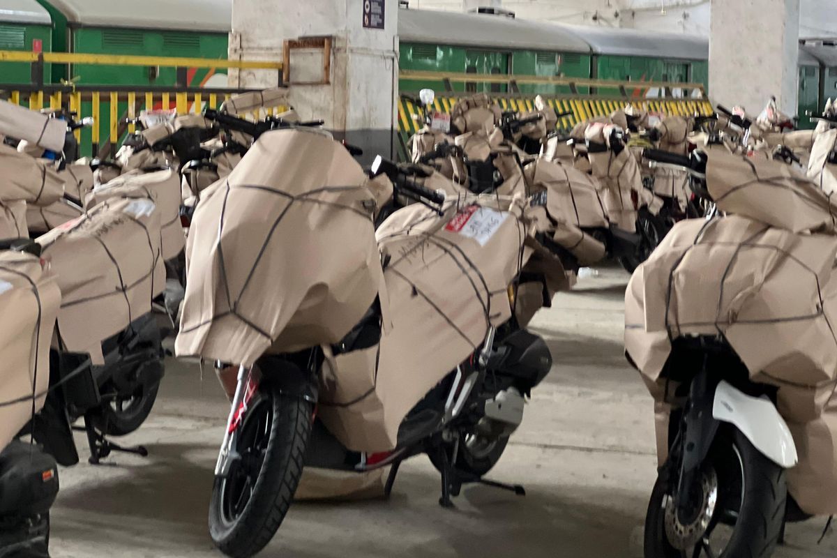 Cara Kirim Motor Antar Kota & Antar Pulau: Lewat Cargo, Bus, dan Kereta Api